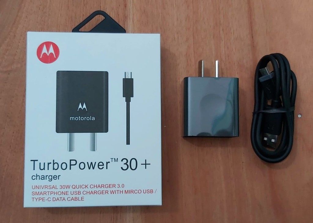 Cargador Motorola Turbo Power 30W Tipo C